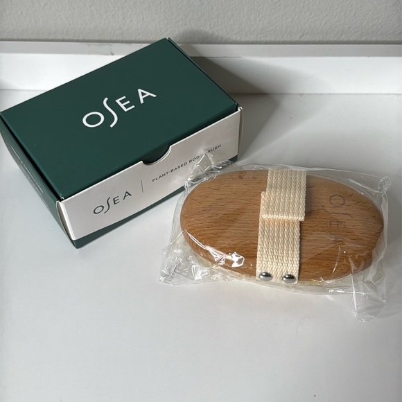 Osea Other - Osea Plant-Based Body Brush NWT